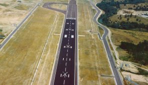 Pista de Vuelo 18L 36R Aeropuerto Barajas (Madrid) / Madrid-Barajas Adolfo Suárez Airport. Runway 18L-36R